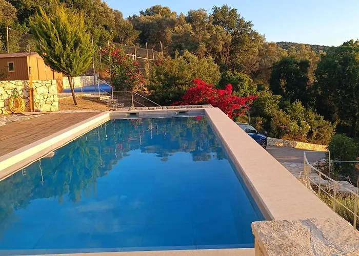 Vako * Vathi (Meganisi)